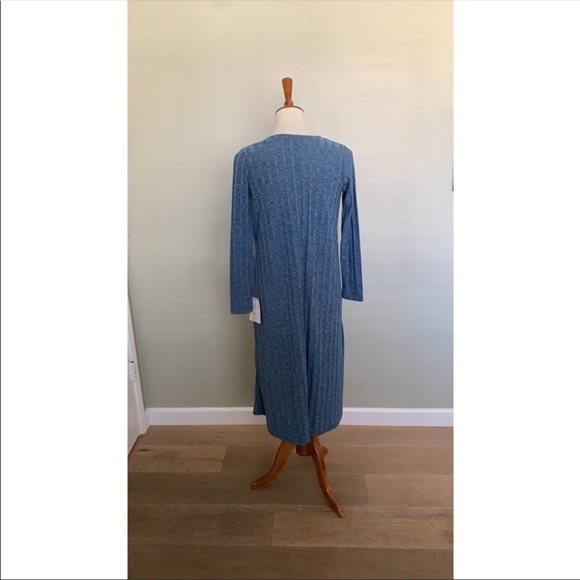 Lularoe Sarah Cardigan
Lularoe Light Blue Ribbed Heather Blue,ribbed. - Picture 2 of 5